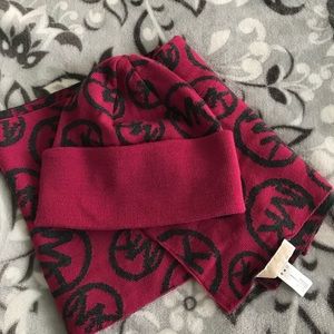 Michael Kors Scarf and hat